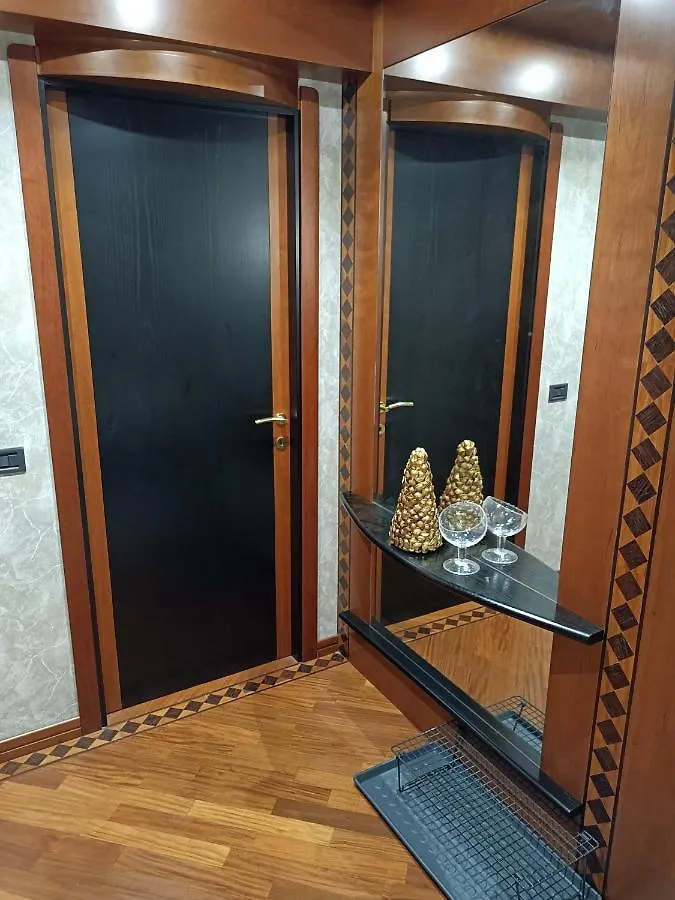 Milan South Gate Apartment