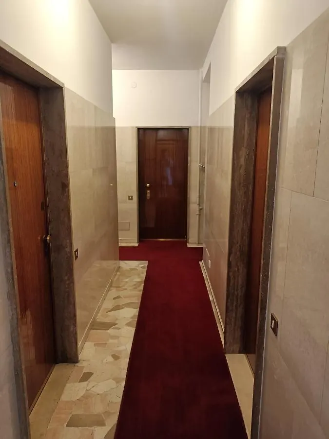 Milan South Gate Apartment