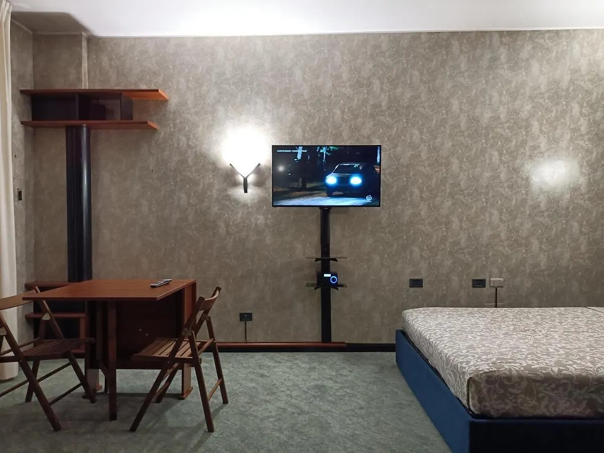 Milan South Gate Apartment